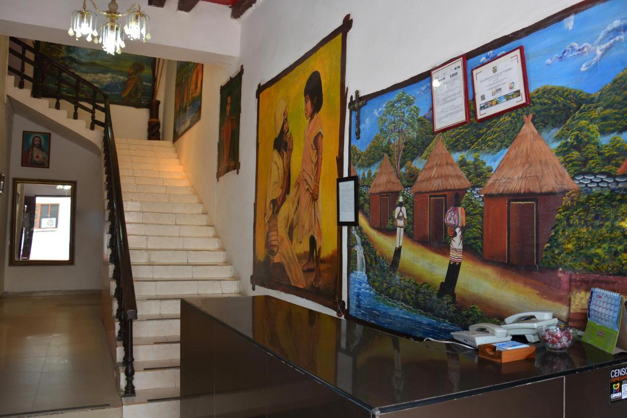 Hotel Andalucia Inn Santa Marta  Exteriör bild